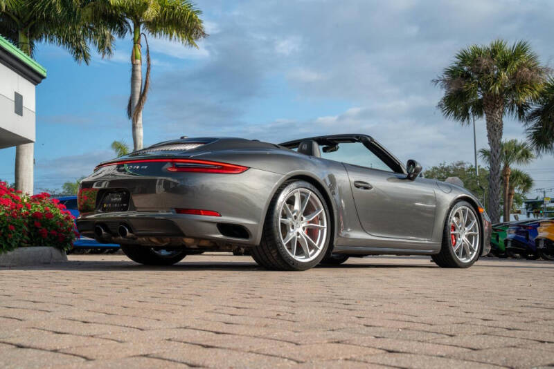 2018 Porsche 911 Carrera S