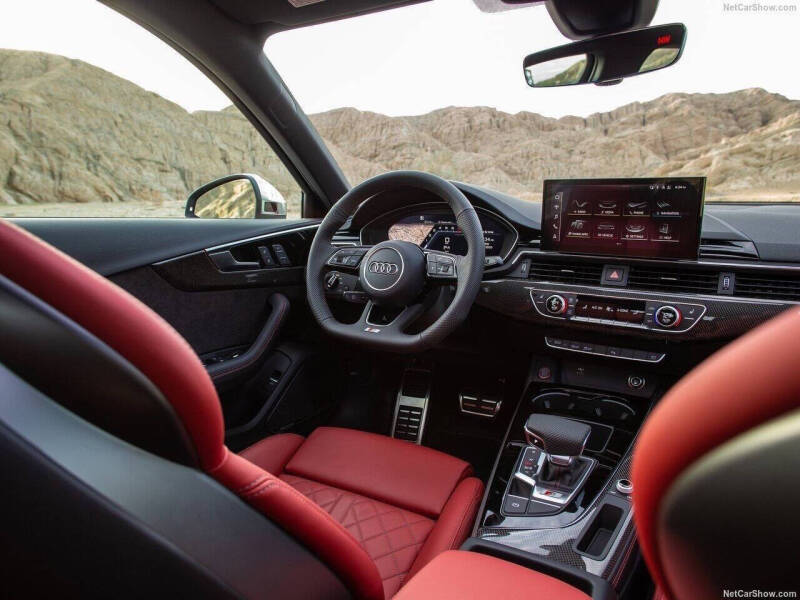 2025 Audi S4 3.0T quattro Premium