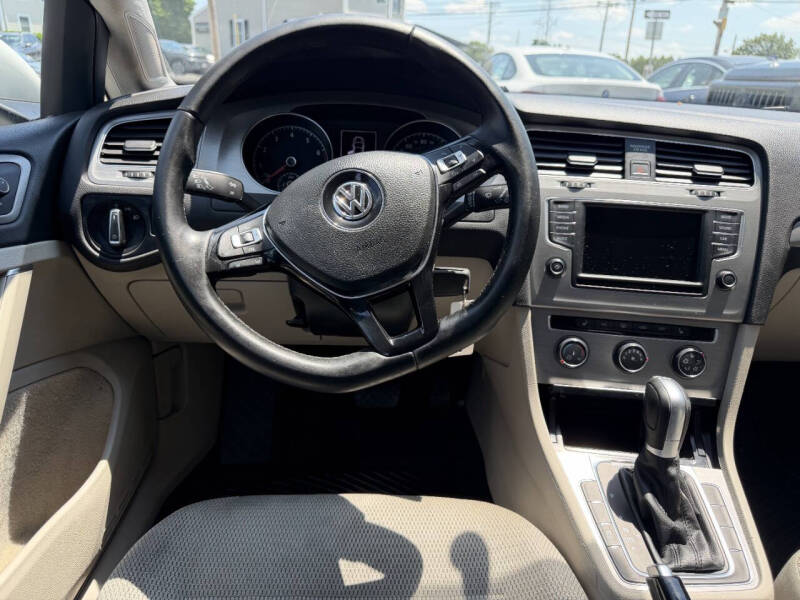 2017 Volkswagen Golf SportWagen TSI S 4Motion