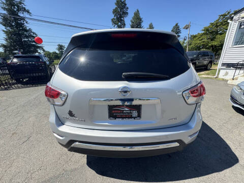 2014 Nissan Pathfinder SL
