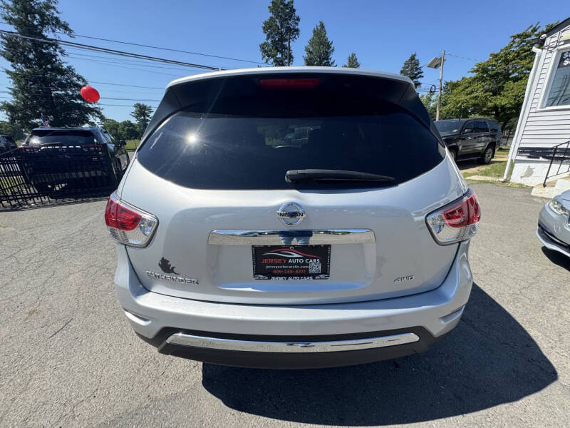 2014 Nissan Pathfinder SL
