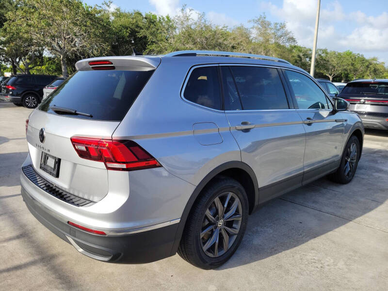 2022 Volkswagen Tiguan SE