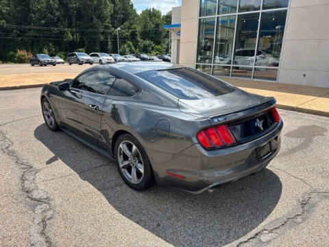 2016 Ford Mustang V6
