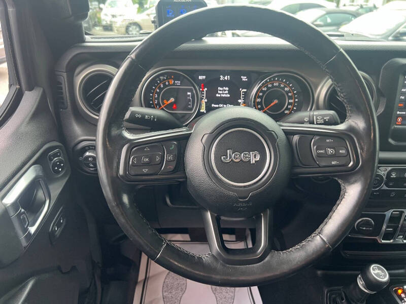 2021 Jeep Gladiator Willys Sport