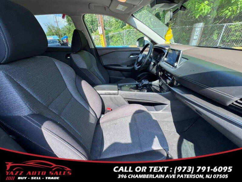 2021 Nissan Rogue SV