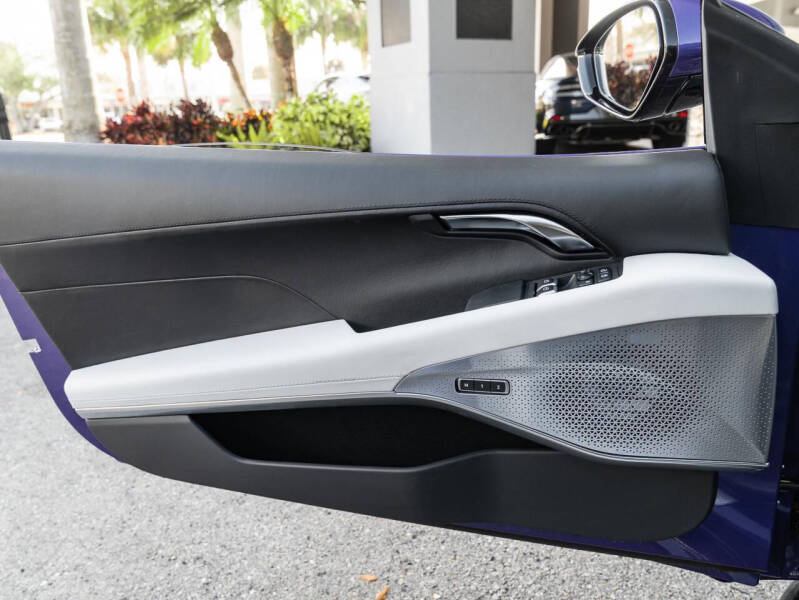 2026 Lotus Emira V6 SE
