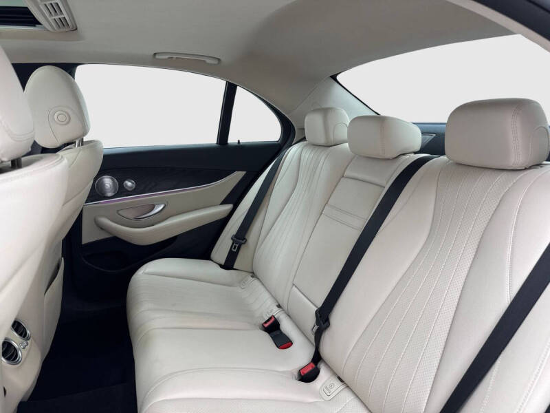 2017 Mercedes-Benz E-Class E 300 4MATIC