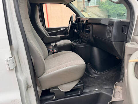 2015 Chevrolet Express 2500
