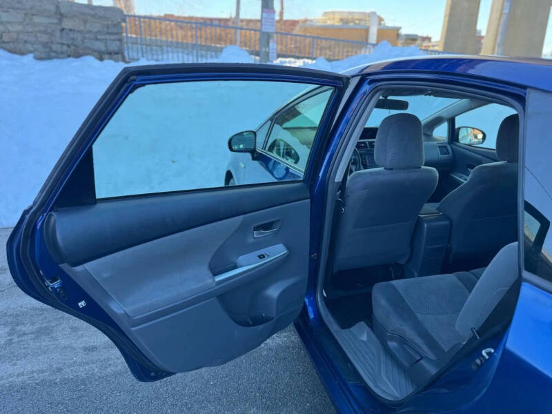 2012 Toyota Prius v