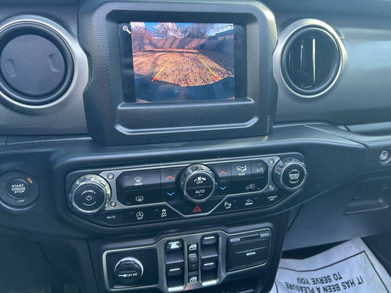 2020 Jeep Gladiator Sport Altitude