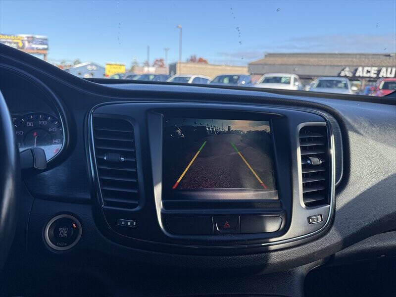 2016 Chrysler 200 S