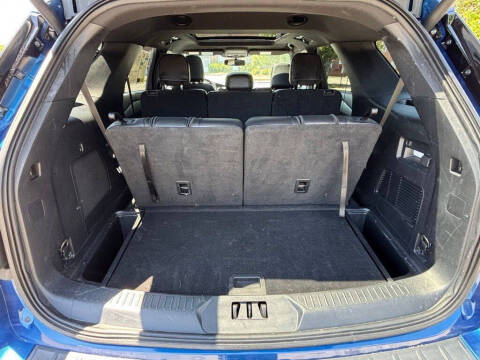 2022 Ford Explorer ST-Line