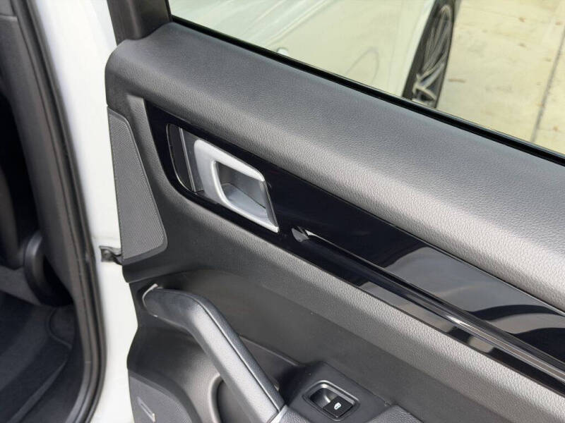 2022 Porsche Cayenne Coupe