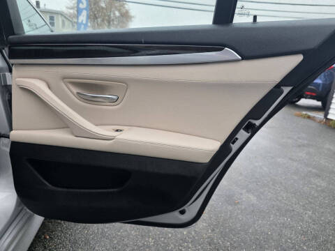 2011 BMW 5 Series 535i xDrive