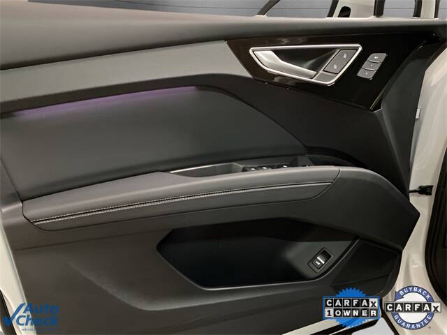 2024 Audi Q4 e-tron quattro Premium Plus 50