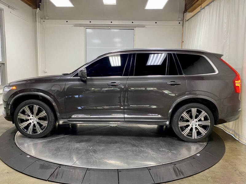 2024 Volvo XC90 Recharge T8 Plus Bright Theme 7P