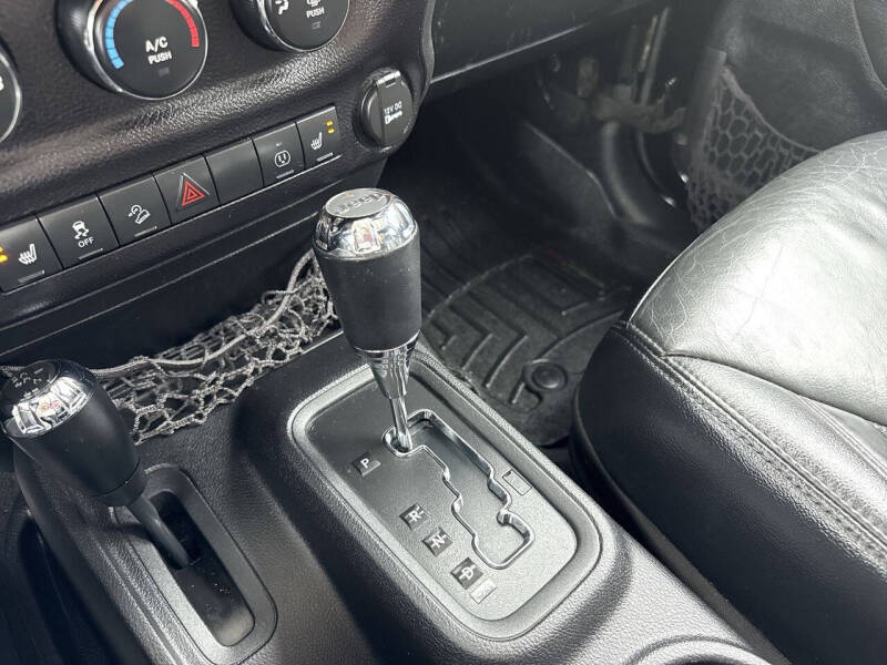 2016 Jeep Wrangler Unlimited Sahara