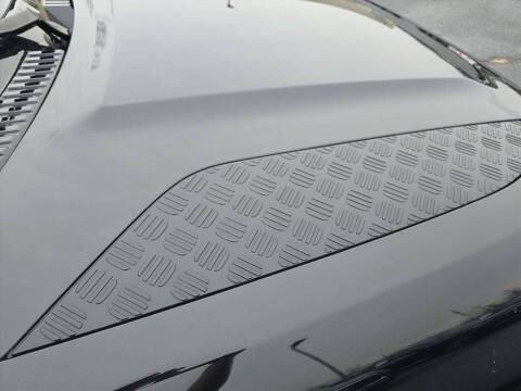 2023 Land Rover Defender 110 X-Dynamic SE