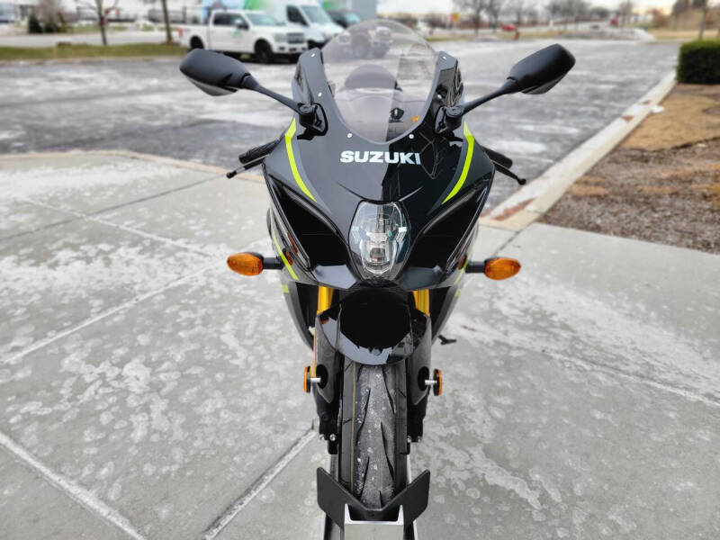 2023 Suzuki GSX-R1000R