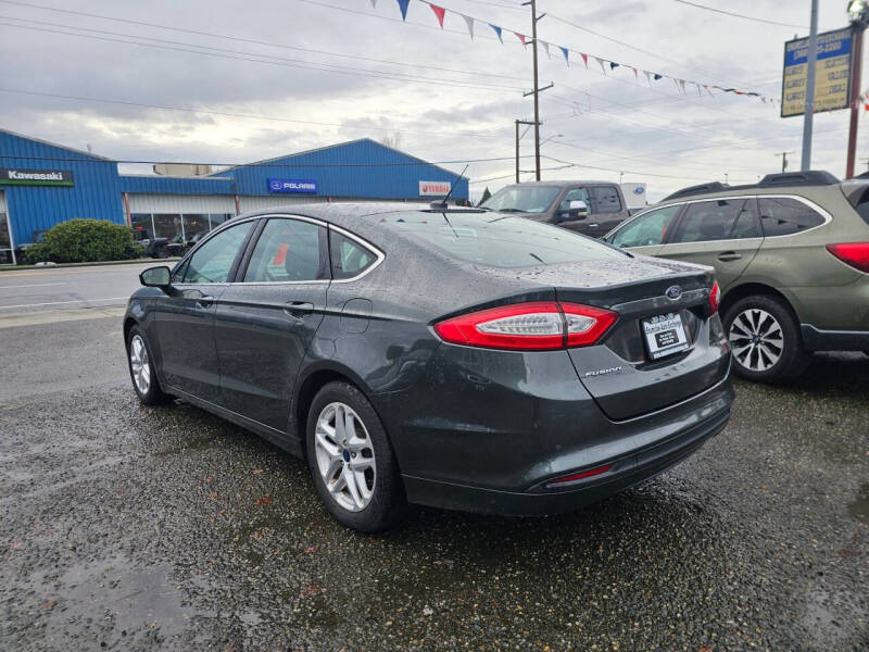 2015 Ford Fusion SE