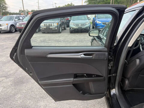 2015 Ford Fusion SE