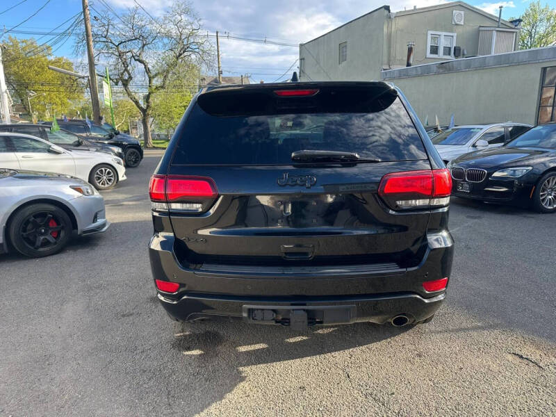 2017 Jeep Grand Cherokee Altitude