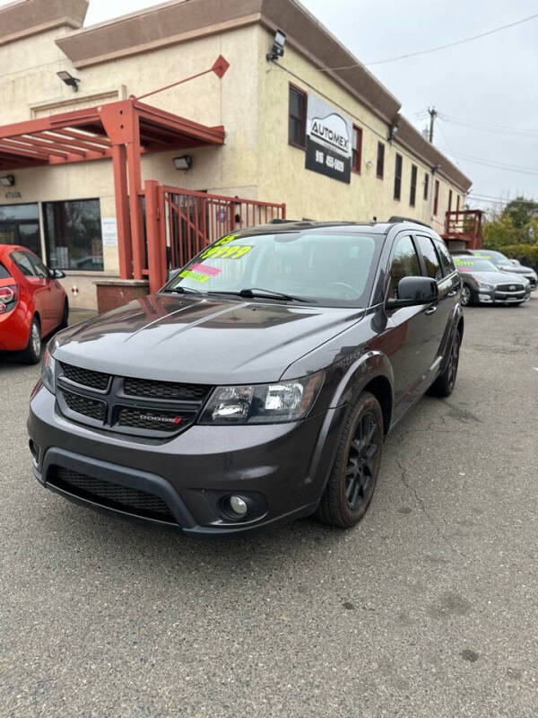 2015 Dodge Journey SXT photo 2