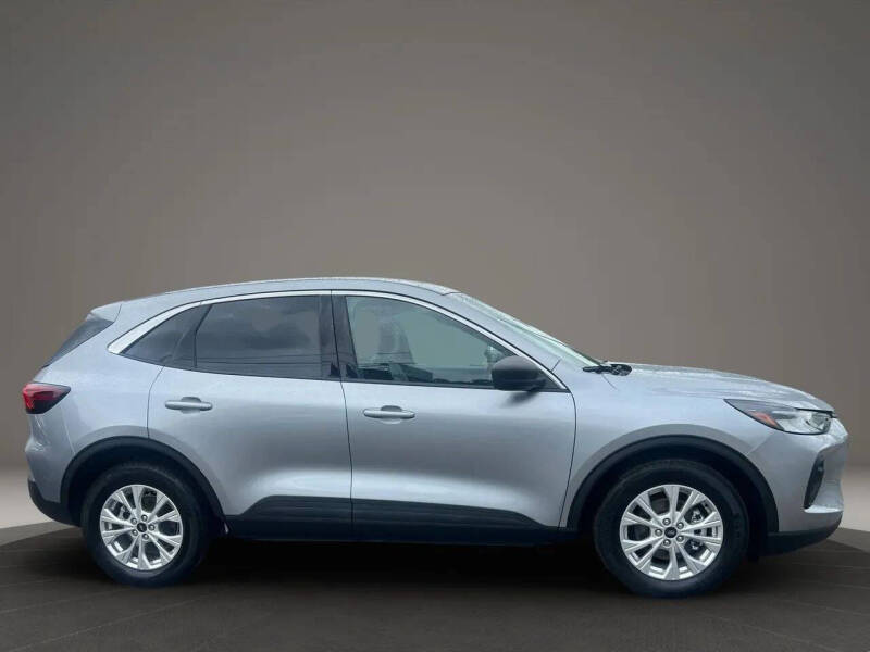 2023 Ford Escape Hybrid Active