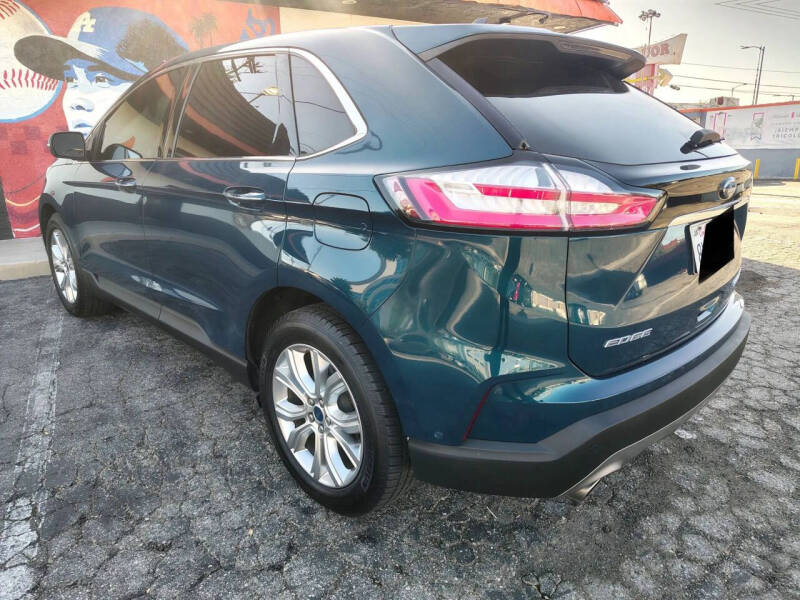 2020 Ford Edge Titanium - Photo 6