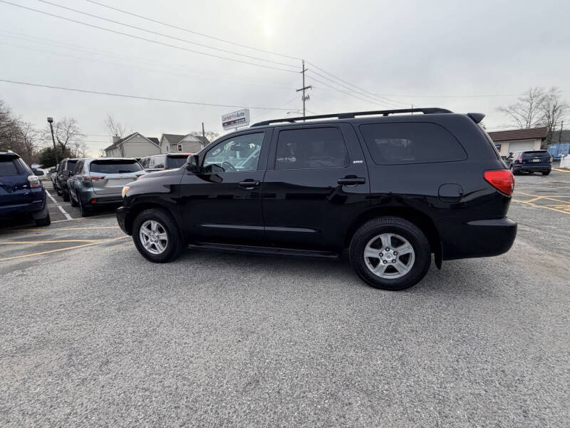 2013 Toyota Sequoia SR5