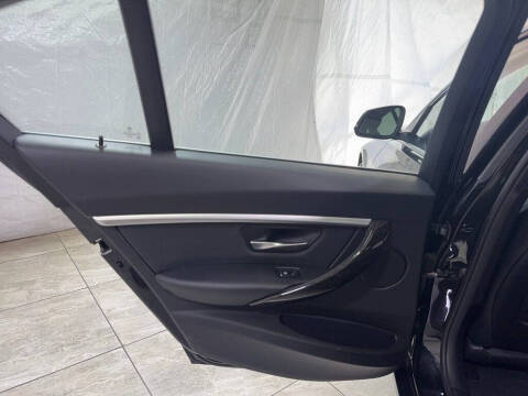 2018 BMW 3 Series 330i