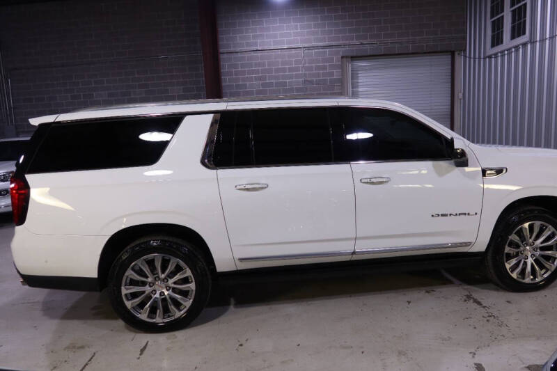2023 GMC Yukon XL Denali