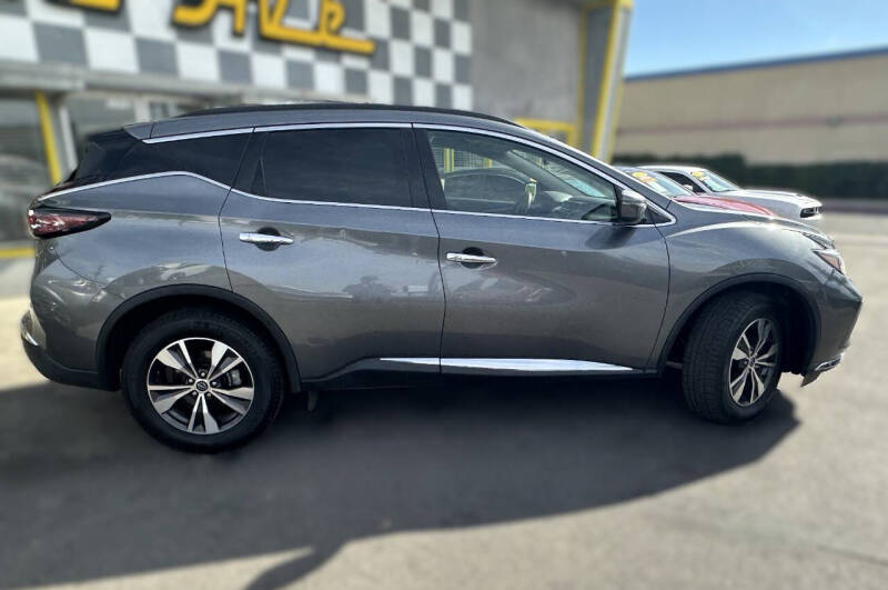 2023 Nissan Murano SV