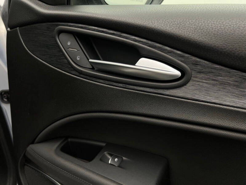 2022 Alfa Romeo Stelvio Sprint