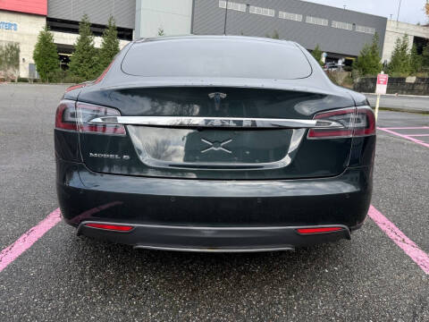 2013 Tesla Model S Performance