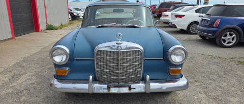 1967 Mercedes-Benz 2400