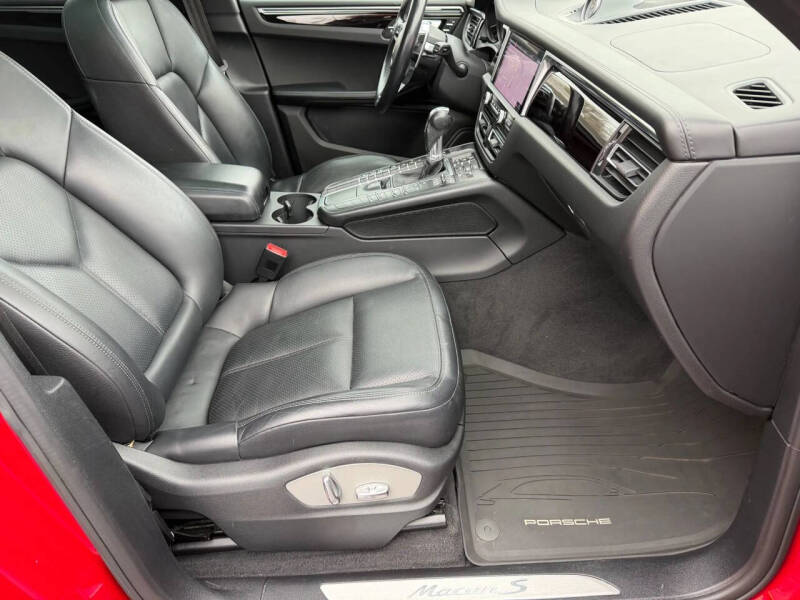 2019 Porsche Macan S