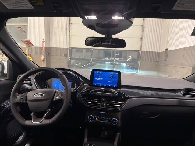 2025 Ford Escape Hybrid ST-Line Select