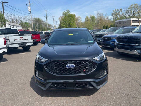 2022 Ford Edge ST
