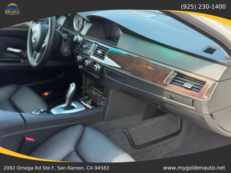 2009 BMW 5 Series 528i