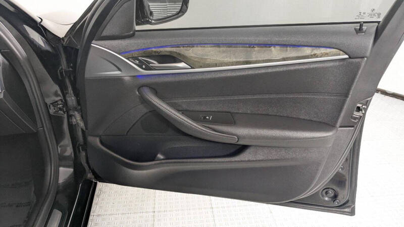 2020 BMW 5 Series 530i