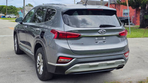 2019 Hyundai Santa Fe SE 2.4L