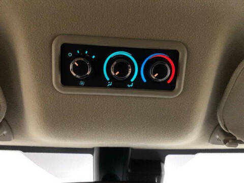 2025 Chevrolet Express LT 3500