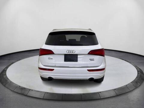 2016 Audi Q5 2.0T quattro Premium