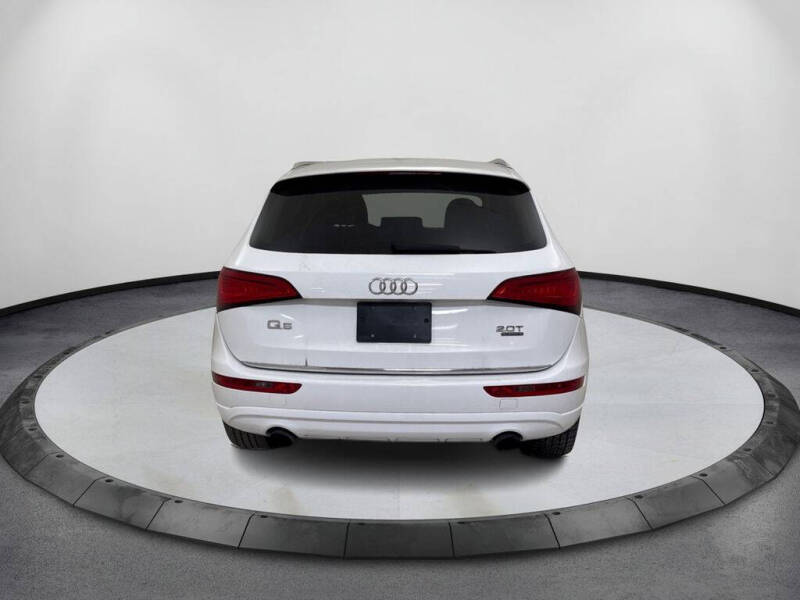 2016 Audi Q5 2.0T quattro Premium