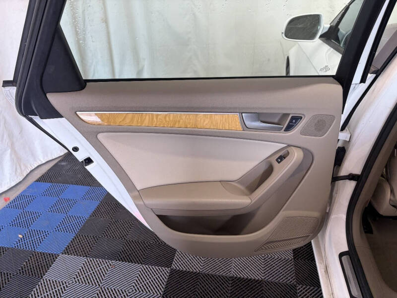 2010 Audi A4 2.0T quattro Premium