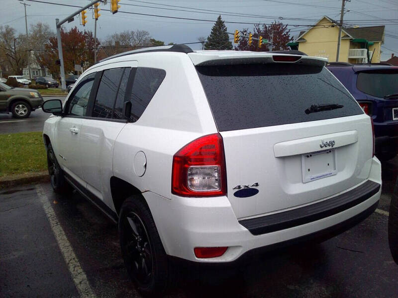 2011 Jeep Compass Sport