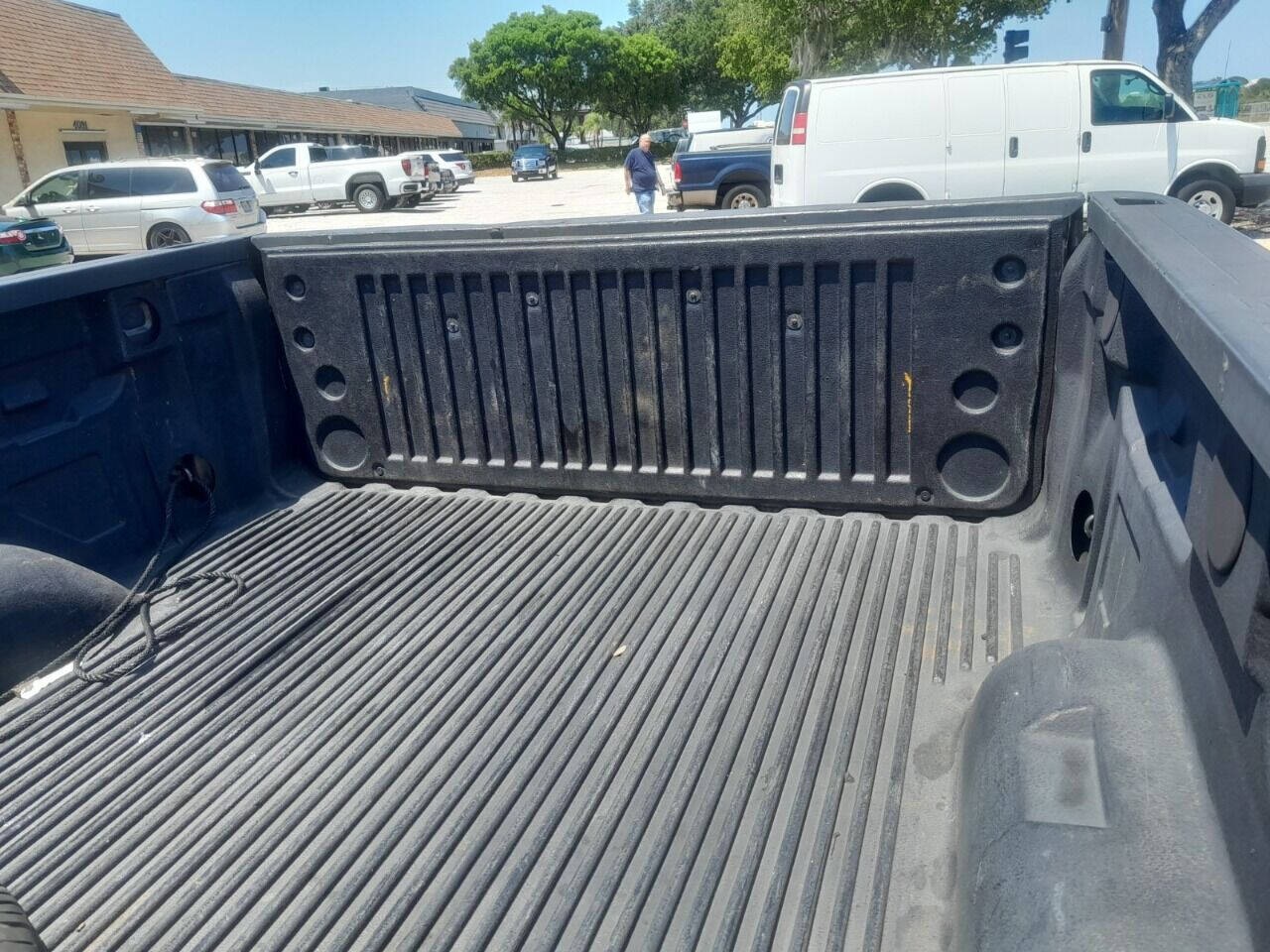 2015 Chevrolet Silverado Pickup - $13,950