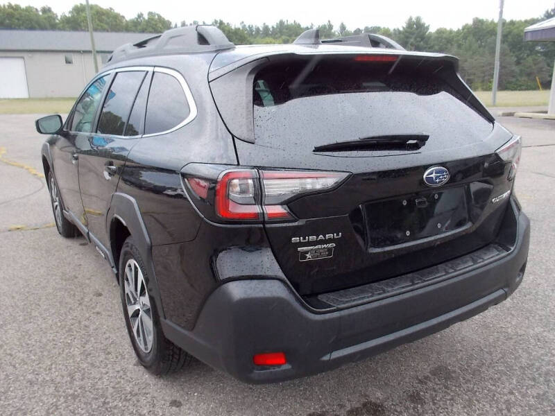 2023 Subaru Outback Premium