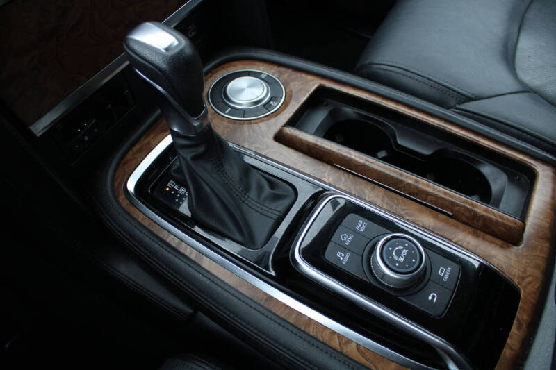 2022 Nissan Armada SL